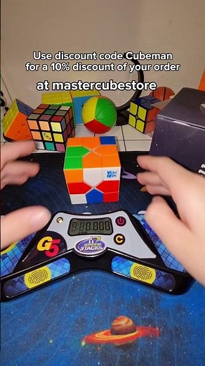 Solving my redi cube😁🔥big thanks to ‪@mastercubestore‬ 😁 #rubikscube #cubing #viral