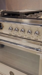 1.5K views | The many benefits of induction cooking, the contemporary beauty of the Carbonio hue, and the gleaming possibilities of customizing appliance hardware. For More Info call: 0770470710 #Bertazzoni #Bertazzoni_Kitchens_Solutions #Home_Appliances #Appliances #Bertazzoni_Jo #Cookers #Dishwashers #Refrigerators #Oven #Kitchen_Ventilators | Homeplug | Facebook