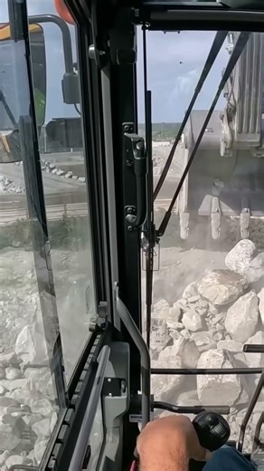 Hyundai 988K: The Ultimate Wheel Loader Beast! 💪🚀