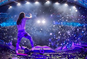 506K views · 6.1K shares |  TOMORROWLAND 2017 LIVE SET  | Steve Aoki | Facebook