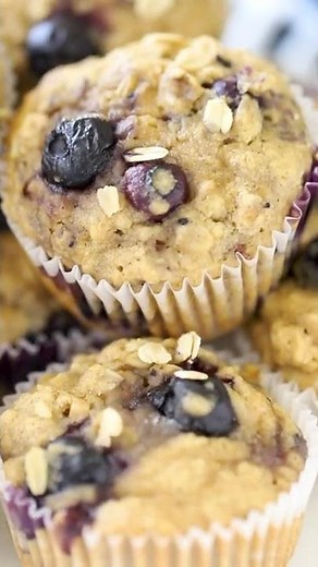 Healthy Blueberry Muffins with Oatmeal