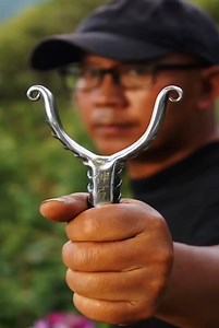 Artisan iron, scrap iron nails turn into magical tools | Happy Birdy Creative art sessions