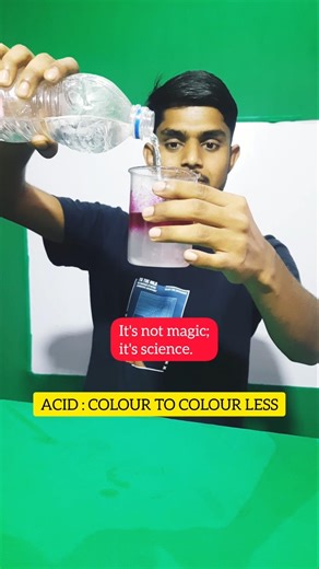 It's not magic; it's science #raushansir #scienceexperiment #phtest #chemistry #experiment #shorts