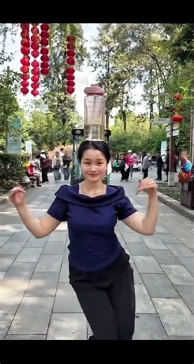 MaffakingFengbao Finger Dance Singing Maffaking New Hand Dance Choreography 2026 Performance