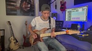 A sneak peak of some new material coming soon #greghowe #newalbum #lyra #tourlife #vegatrem | Greg Howe