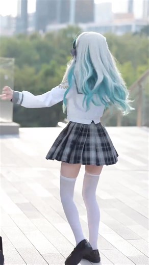 5.6K views · 315 reactions | Segarkan siangmu dengan Firefly skin © Dy 漫小鬼 / tskrin | KallenNyan Kai Ni Z | Facebook