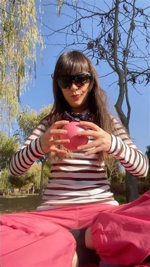 When we try to juggle EVERYTHING,we Can't enjoy ANYTHING 🙃 #flowarts #juggling