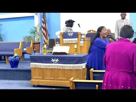 HIS EYE IS ON THE SPARROW - MARIE DELLA THOMAS, Recording Artist Minister Leon McCamery - Organist