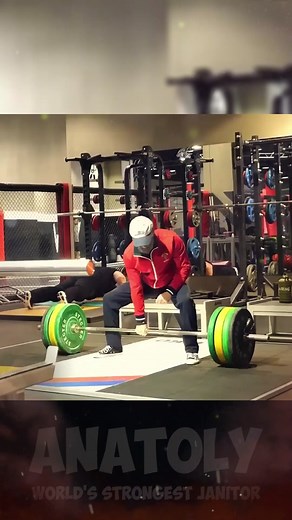 Incredible 80-Year-Old One-Arm Deadlift Champion | Anatoly