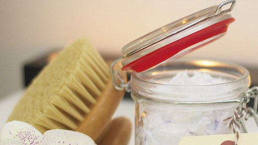 3 Easy DIY Coconut Oil Scrub Recipes You Will Love - Luxy® Hair