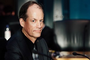 “Your Entire Life Is Blown Up”: Thomas Drake on What It’s Like to Be a Government Whistleblower