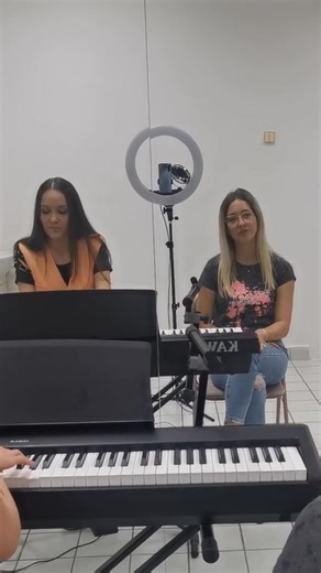 Pisite sta sledece da pevamo🥰 #fyp #gruuberka #milicagruber #gruberka | Gruberka