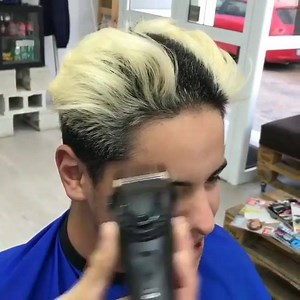 175K views · 24 reactions | NO More Black Heads! www.Barber-Clips.com - Over 25,000 happy customers have tried the black peel mask! Cleans pores and removes those nasty black heads along with dead skin. Check it out at www.Barber-Clips.com - Today we are giving away a free pimple popper tool when you buy two masks. Video by @antoniodemeco | Barber Clips | Facebook