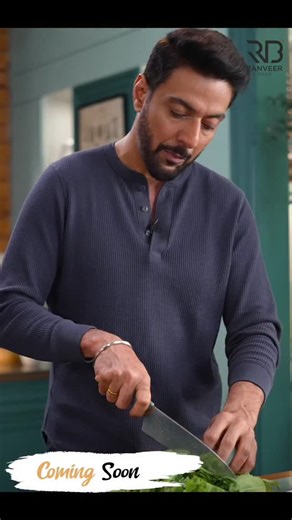 Yeh recipe kitne minute ki hai… woh toh aapko कल hi pata chalega. 😉 Stay tuned. Milte hain कल दोपहर 1 बजे! ✨ . . . #newrecipealert #comingsoon #staytuned | Ranveer Brar