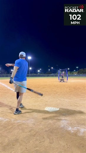 My guy Shawn hitting 💨SMOKE💨 with the @gssports exclusive bat from Pure the “MYSTIC” #slowpitch