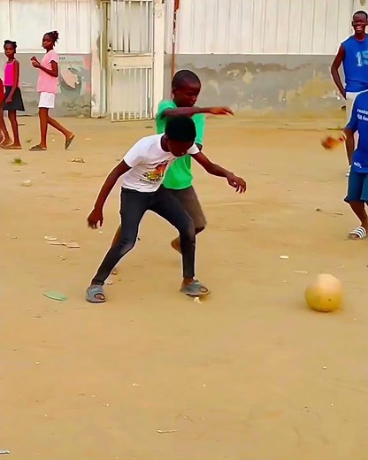 African children in football, talent skills ⚽️🤯