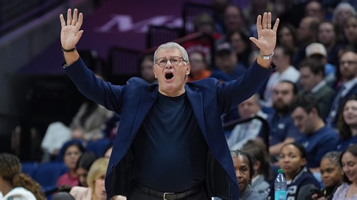 Geno Auriemma goes on rant about the quality of Connecticut pizza