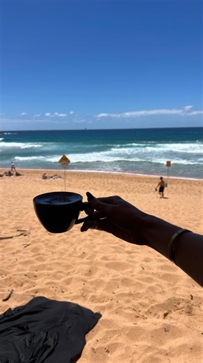 Charlotte | Provisional Psychologist | Resolutions usually fail, do this instead ⬇️ 1. Stop + replace bad habits with good ones (start with subtracting THEN adding before piling... | Instagram