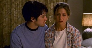 Jake Gyllenhaal recalls 'torture' of filming steamy scenes with Jennifer Aniston: "That doesn't turn me on"