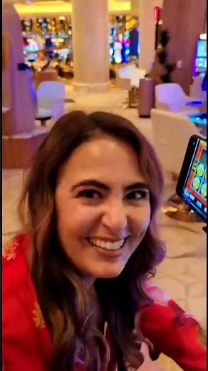 WON a MASSIVE JACKPOT in Vegas on a $250/spin