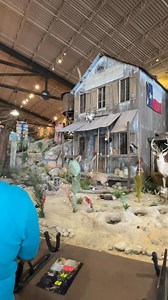 Me la estoy pasando bonito 🤩 estoy aquí con un rifle jugando 🥳 | Grupo Jesús Y Sus Teclados