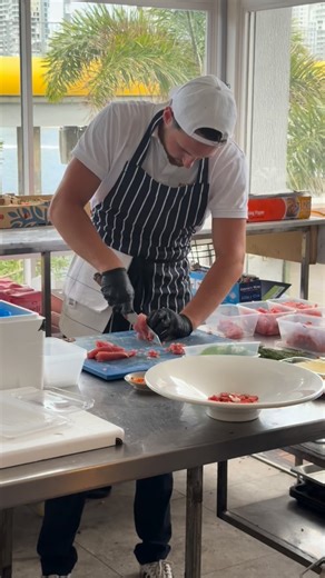 4 comments | When you discover you Bar Manager has mad knife skills! @romain_van_donghen 﫶 | Antz Do Rozario | Facebook