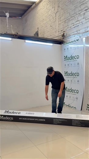✨ ¡Nuevo producto a la venta! ✨ Ya contamos con Panel de PVC, ideal para darle un toque moderno y elegante a tus espacios. Resistente, fácil de limpiar y con un acabado espectacular. 🖤 ¡Envíanos mensaje para más detalles!💬 #PanelPVC #grupoversan #madeco #Diseñodeinterior #hogar #decoración | Grupo versan