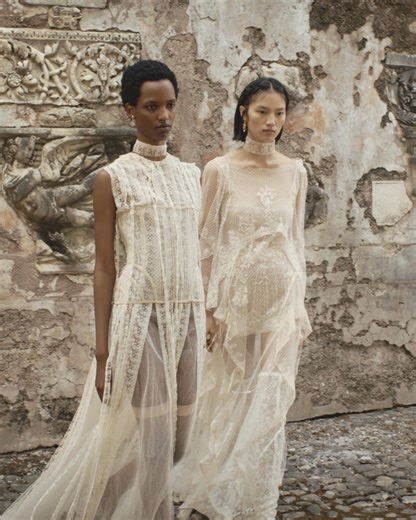 452K views · 8K reactions | Influenced by classic Italian cinema and the spectacle of historic costume balls, the Dior Cruise 2026 collection captures a sense of timeless artistry. Principles of tailoring are extracted through a feminine lens, enriched by ruffles and lacework, while Roman-inspired scrollwork and floral friezes lend a heritage touch, completed by a range of artful accessories Now available in stores and on.dior.com/cruise-2026-fb | Dior | Facebook