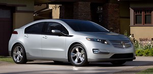 GM working with U.S. cities to develop plug-in hybrid infrastructure
