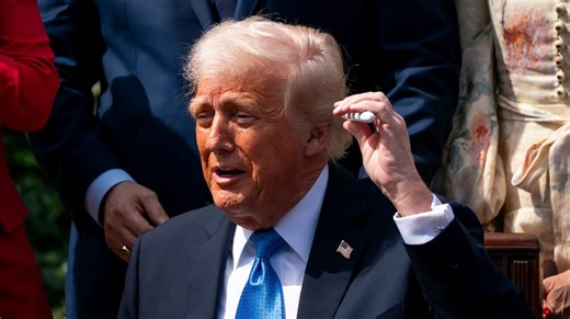 Trump HITS BACK At Springsteen: 'Highly Overrated' And 'Obnoxious JERK' | TRENDING