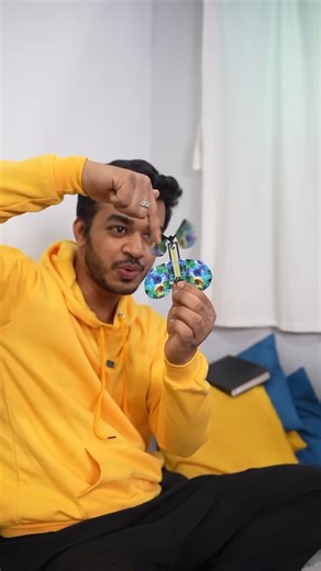 5.7K views · 134 reactions | Flying Paper Butterfly 曆 | Pranay Gupta | Facebook