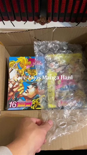 Original 2005 paperback prints of Stardust Crusader 🔥 #anime #manga #mangacollection #jojosbizarreadventure #stardustcrusaders