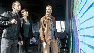 NCIS: New Orleans: Season 1 Episode 18 The List