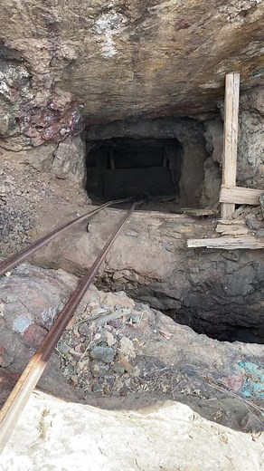2.5K views · 95 reactions | Looking for abandoned, mines, #Geology #AbandonedEarth #Mining #Gold #Copper #Prospecting | Elley Knows Rocks | Facebook