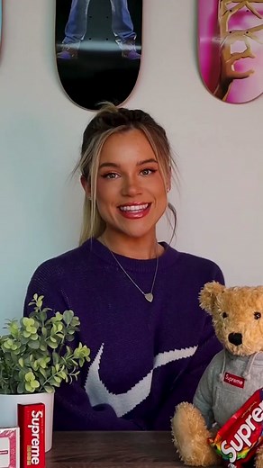 This is why the #NBA banned #Supreme 🚫🫣 #nbaplayoffs #supremenewyork #streetwear #streetwearfashion #hypebeast #jrsmith #nbanews #nbamemes #nbafyp #clevelandcavaliers #drip