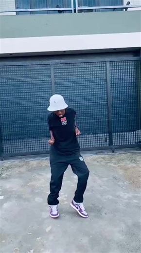 Correcting Past Mistakes in Choreography