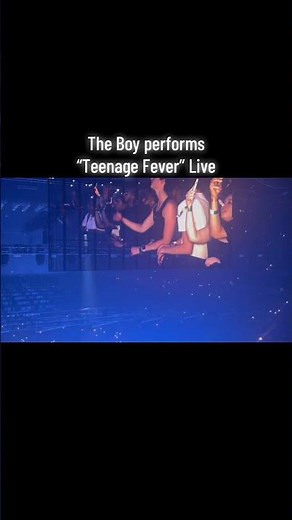 Drake | Teenage Fever Live performance UK 2025