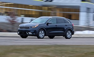 Sub Prime: 2018 Kia Niro Plug-In Hybrid Tested!