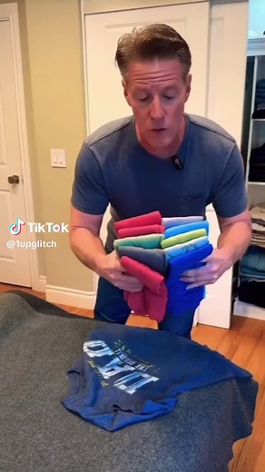 How to Fold T-Shirts Like the US Navy