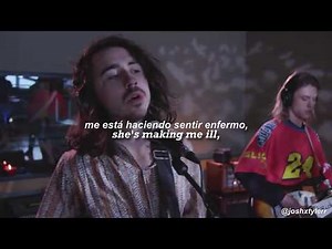 Hot flash heat wave: Gutter Girl (Lyrics | Traducción al español)