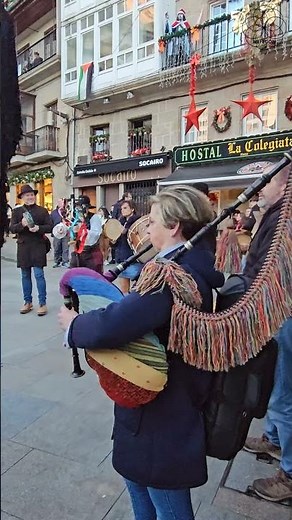 Galician Christmas in Vigo, Street Music - Navidad gallega en Vigo, Música en la calle y tradición