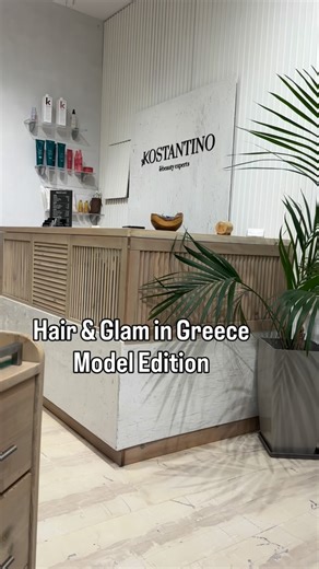 Jessica Young on Instagram: "Modeling abroad? Here’s how to nail glam Princess treatment ✨Thank you @kostantino.beauty.expert • Bring 2–3 clear inspo photos • Show the vibe (soft / sleek / volume) • Use hand cues for volume + texture • Point to key areas: parting, crown, ends • Do a quick mid-glam mirror check • Trust the local artist’s style • Good energy = good glam Save for your next Shoot✈️✨ Behind the scenes content: Myself and @sabine_edrissi_photography Nails: @glittergalxo"