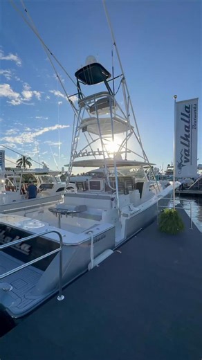 The V-55 demo is stealing the show here and it’s ready to do the same on the South Florida sailfish tournament trail. #v55 | Valhalla Boatworks