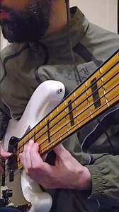 2 - Mixolydian Scale (#4) Intervals: 1 T9 3 T#11 5 T13 b7 8 #bass #learnbassguitar