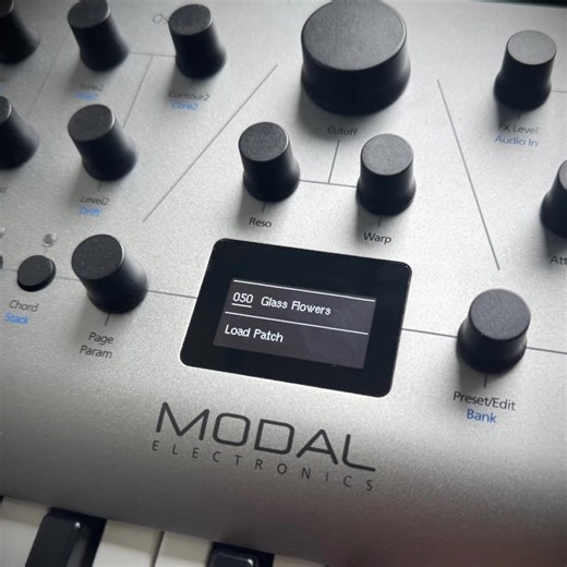 13 reactions | Modal Preset Patch of the Week: CARBON8 – Glass...