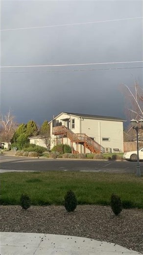 eerie storm in central point, oregon #centralpoint #oregon #storm #weather #medford #medfordoregon