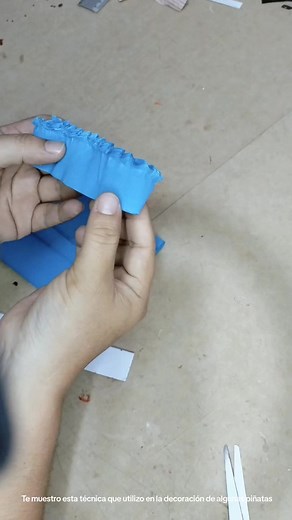 Técnica en Papel Crepé para Decorar Piñatas