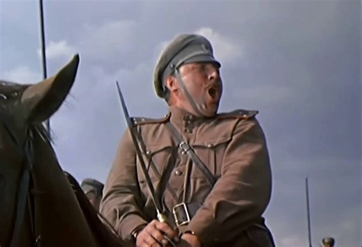 RT @Robson1872: Atak Kozaków dońskich na pozycje austro-węgierskie w radzieckiej ekranizacji „Cichego Donu” z 1957 roku.Attack of the Don…