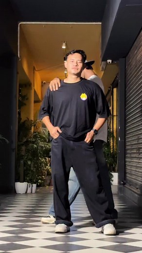 288K views · 16K reactions | Khayalo me v aaye 來 . @manoj_thapa_775 @himanshu_dancer233 . . #bollywood #song #paradewichdilatka #dance #choreography #trendingreels #viralvideos #viralreels #reels #instagram #instareels #fyp #explore #foryoupage | Manoj Thapa | Facebook