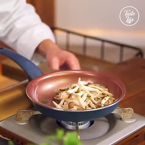 Quick and Easy Pan-Seared Cod in Sun Dried Tomato Sauce! 😋 Recipe: https://www.tasteshow.com/product/cod-fish-with-sun-dried-tomatoes-and-caper-sauce_14294.html | Taste Life